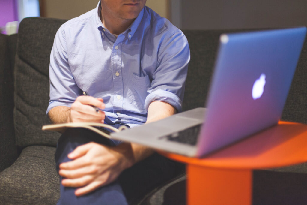 5 Ways to Attract More Readers to Your Blog